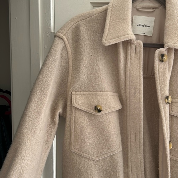 Aritzia Jackets & Blazers - Aritzia 100% Wool Button Down Jacket